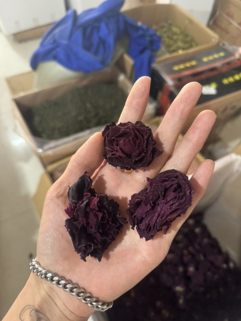 墨红玫瑰干货云南玫瑰花冠实拍烤干
