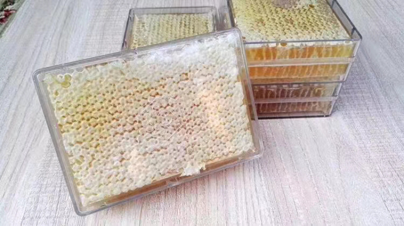 蜂巢蜜蜂场直发，品质保障诚信经营，欢迎来电订购