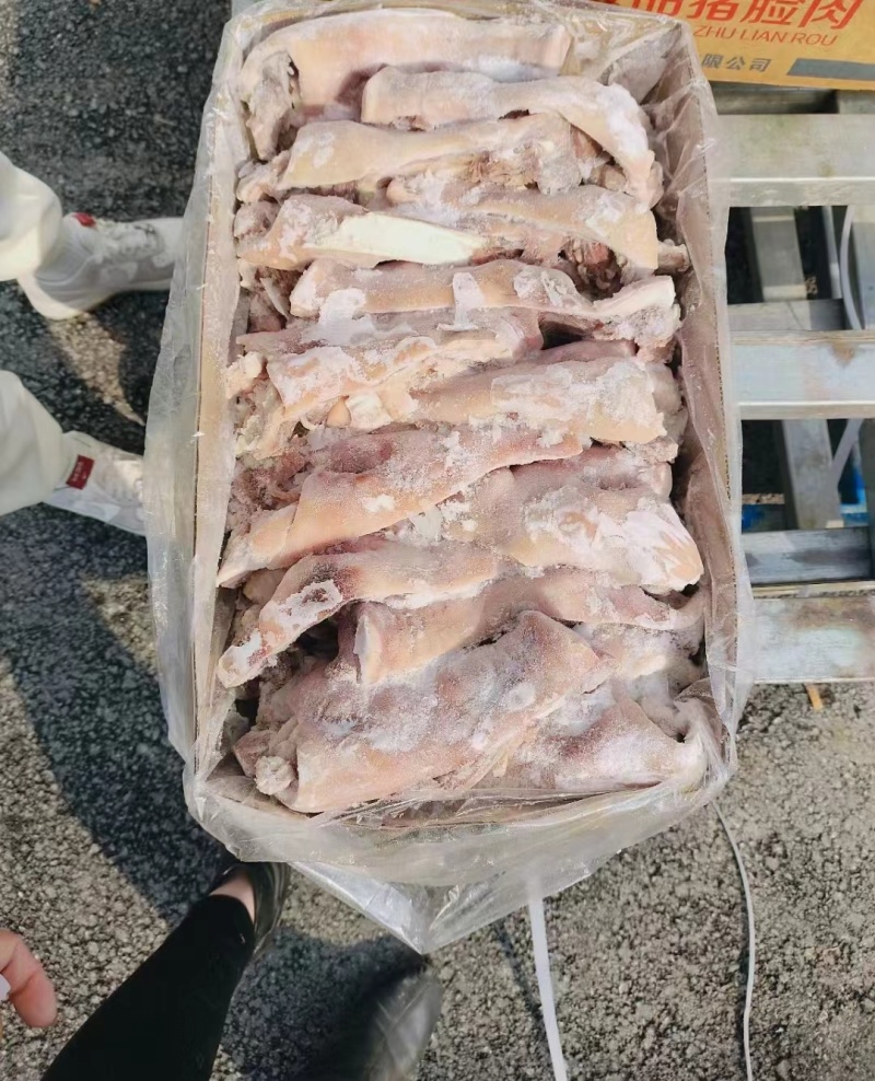 肥猪半熟猪头肉