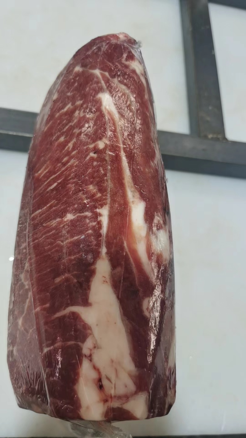 山东滨州大量供应安格斯谷饲精修上脑火锅肥牛牛上脑