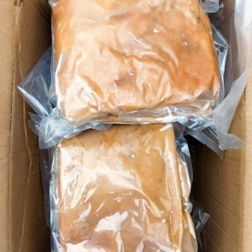 驴皮纯手工水褪驴皮质量保证颜色鲜熬阿胶糕熬阿胶