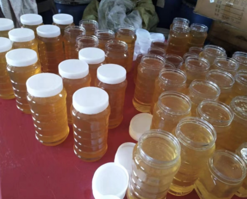 正宗土蜂蜜精品，野蜂蜜，自采原产龙眼蜜，无添加，欢迎咨询