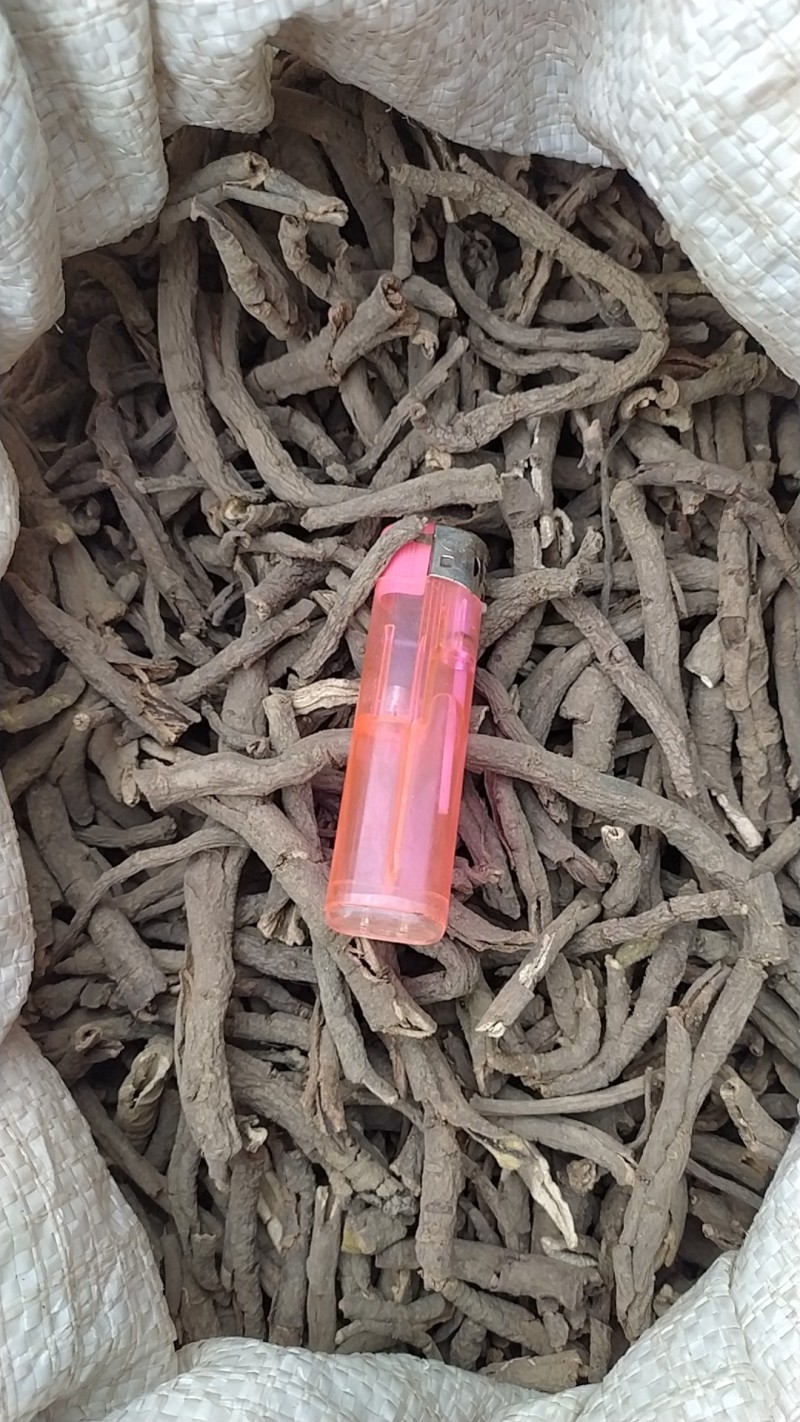 贵州无硫抽芯粉质牡丹皮干货一手货源产地直销