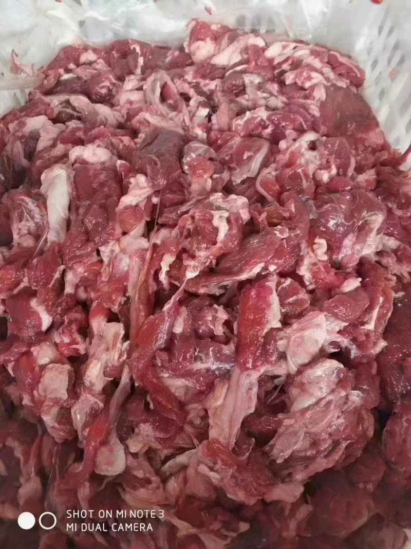牛肉，纯干精选大块牛碎肉，牛刮骨肉