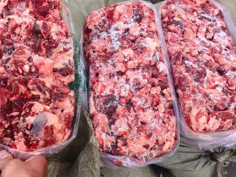 牛肉，纯干精选大块牛碎肉，牛刮骨肉