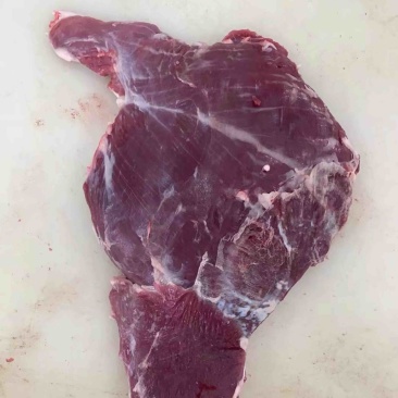草饲西门塔尔牛肉口感鲜嫩可口