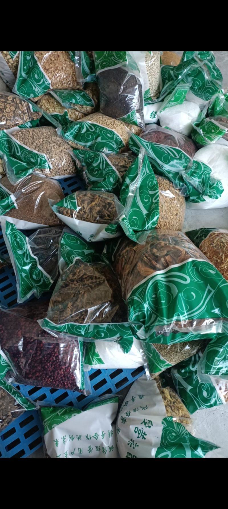 黄精，新货无硫干片，货源充足，产地直发，足斤足量