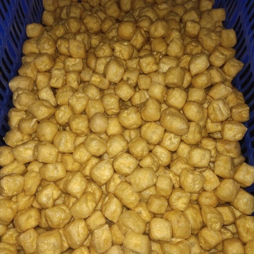 白豆腐，嫩豆腐，五香豆腐干，油豆腐