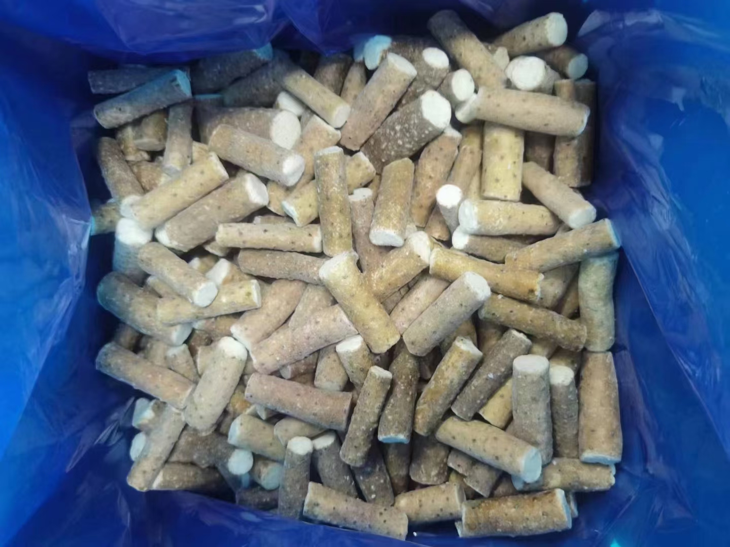 铁棍山药刀削面自动化生产线,展示从原料混合到成品包装的全过程 铁棍山药刀削面生产线实景图