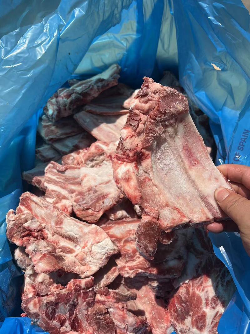 山东罗庄区猪副产品猪骨头猪胸骨，量大质优，全国供应
