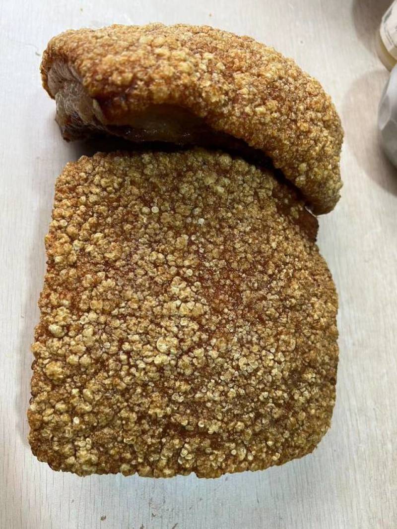 广西土猪扣肉，肥瘦相间。五香可口土猪肉一手货源
