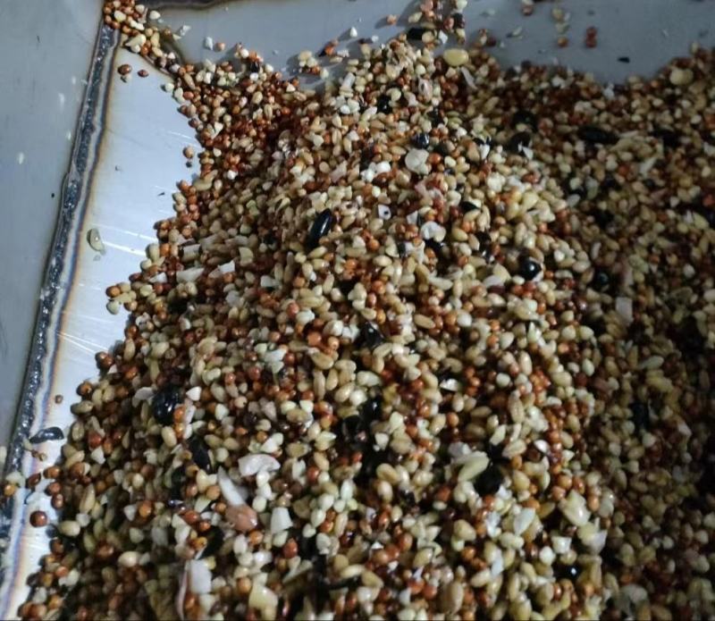 杂粮煎饼大量出货中大型商超批发商欢迎老板联系合作