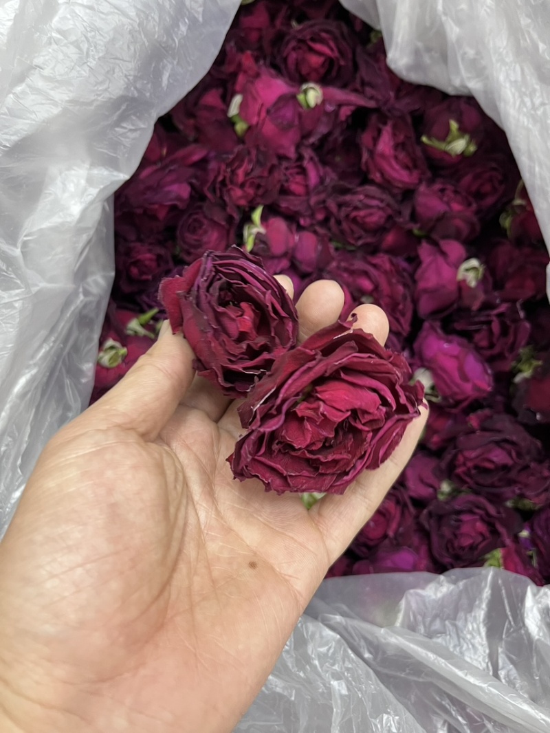 云南玫瑰冻干玫瑰花烤干产地批发玫瑰花冠墨红玫瑰