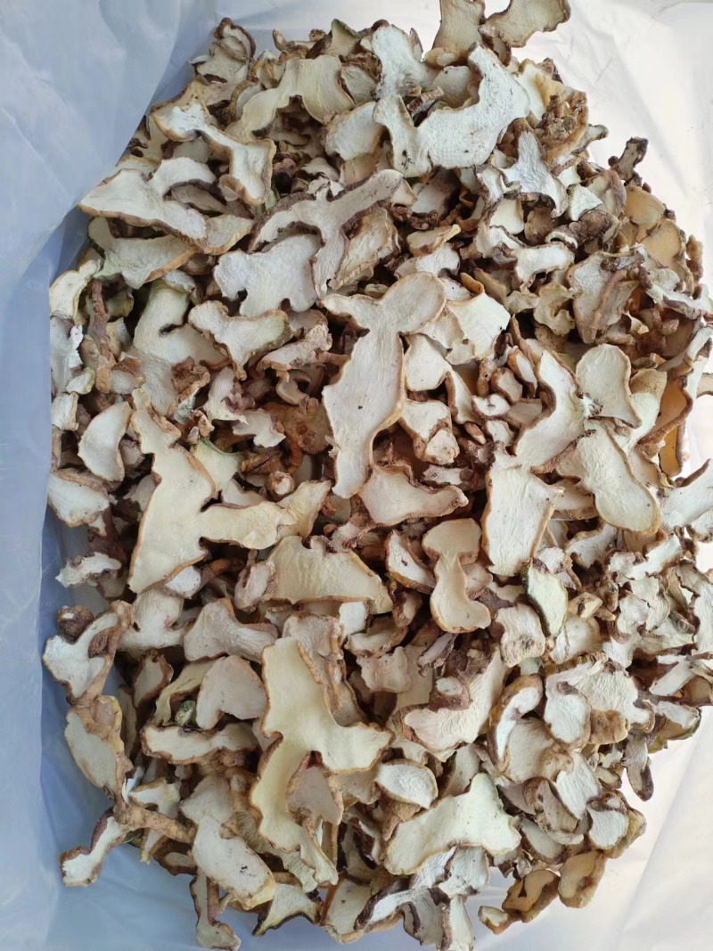 云南黄精干片包邮，原产地直发，大量供应，欢迎选购