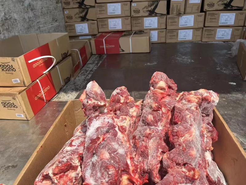 1113满肉牛脖骨