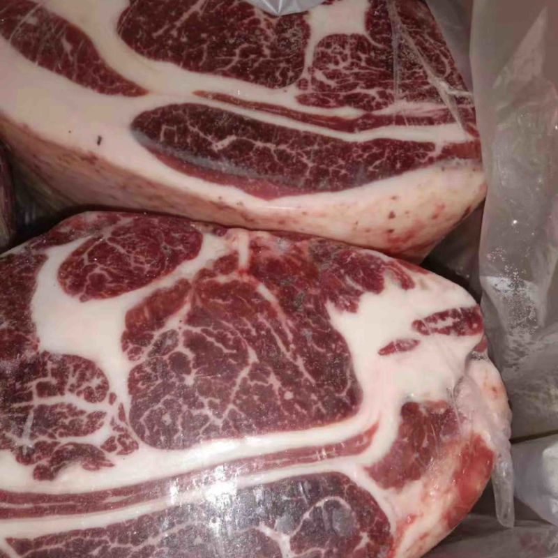 A眼肉，国产纯干冰鲜排酸牛肉，谷饲200天，花纹饱满。