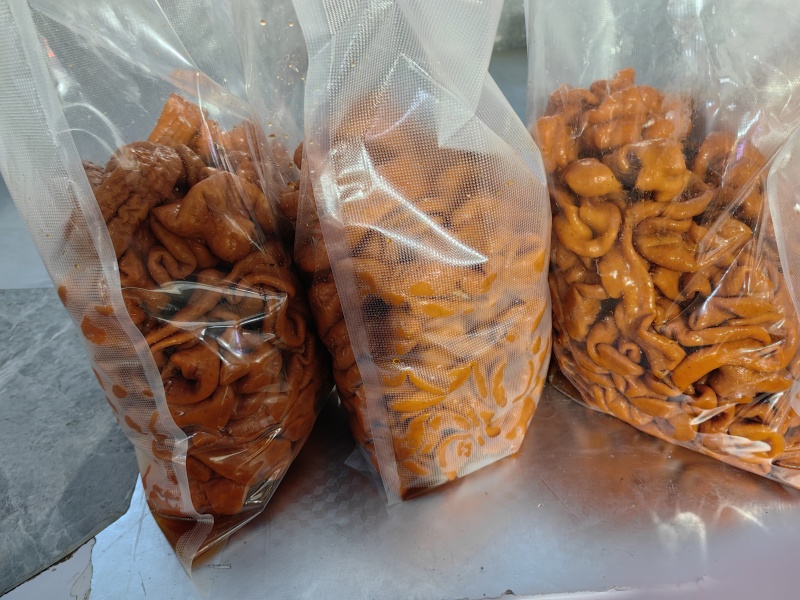 【卤味】五香肥肠批发，产地直发货源充足，质量保证