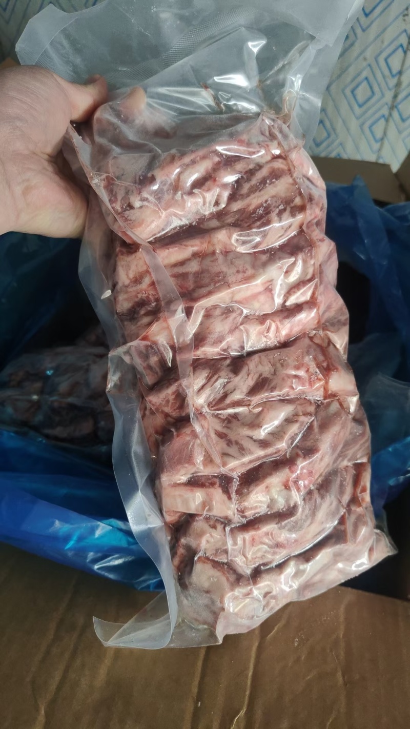纯干腹肉条牛肋条各类谷饲草饲现货供应中质量保证