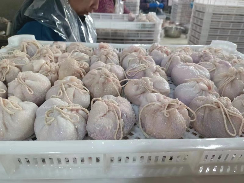 肚包脑，肚包肉！真材实料，原汁原味，肉质鲜嫩不膻