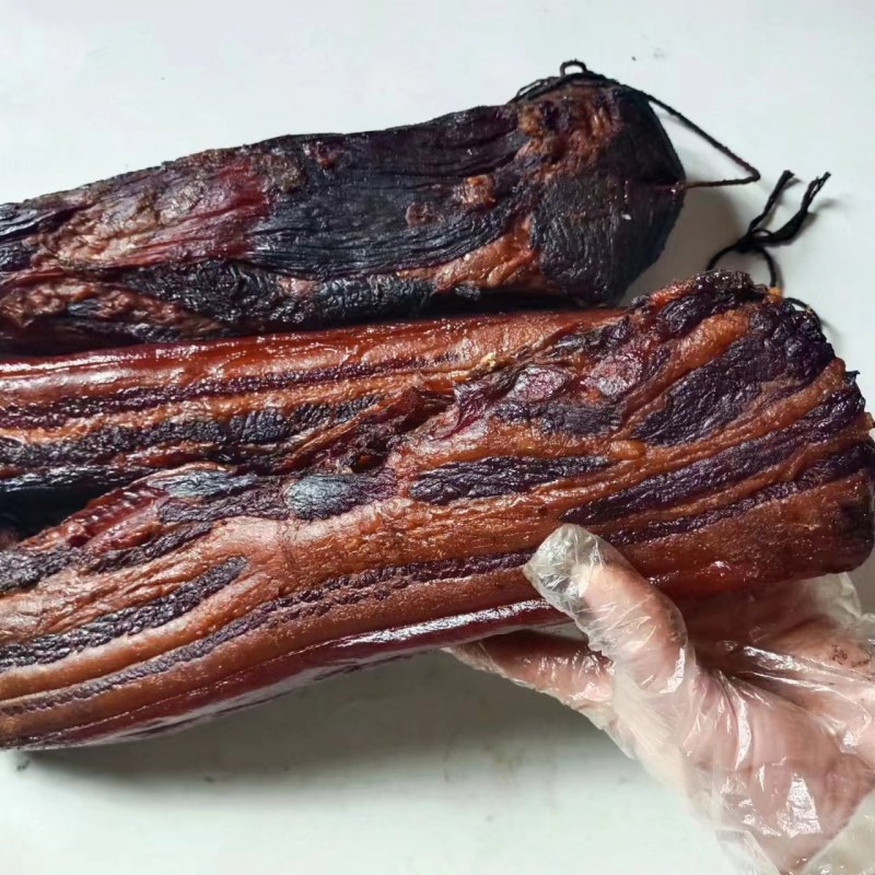 新到货五花腊肉挑骨三线腊肉干腊肉一手货源厂家直销