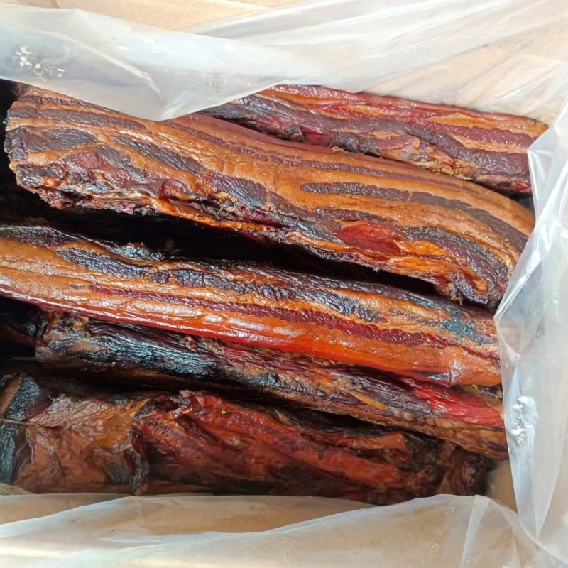 新到货五花腊肉挑骨三线腊肉干腊肉一手货源厂家直销