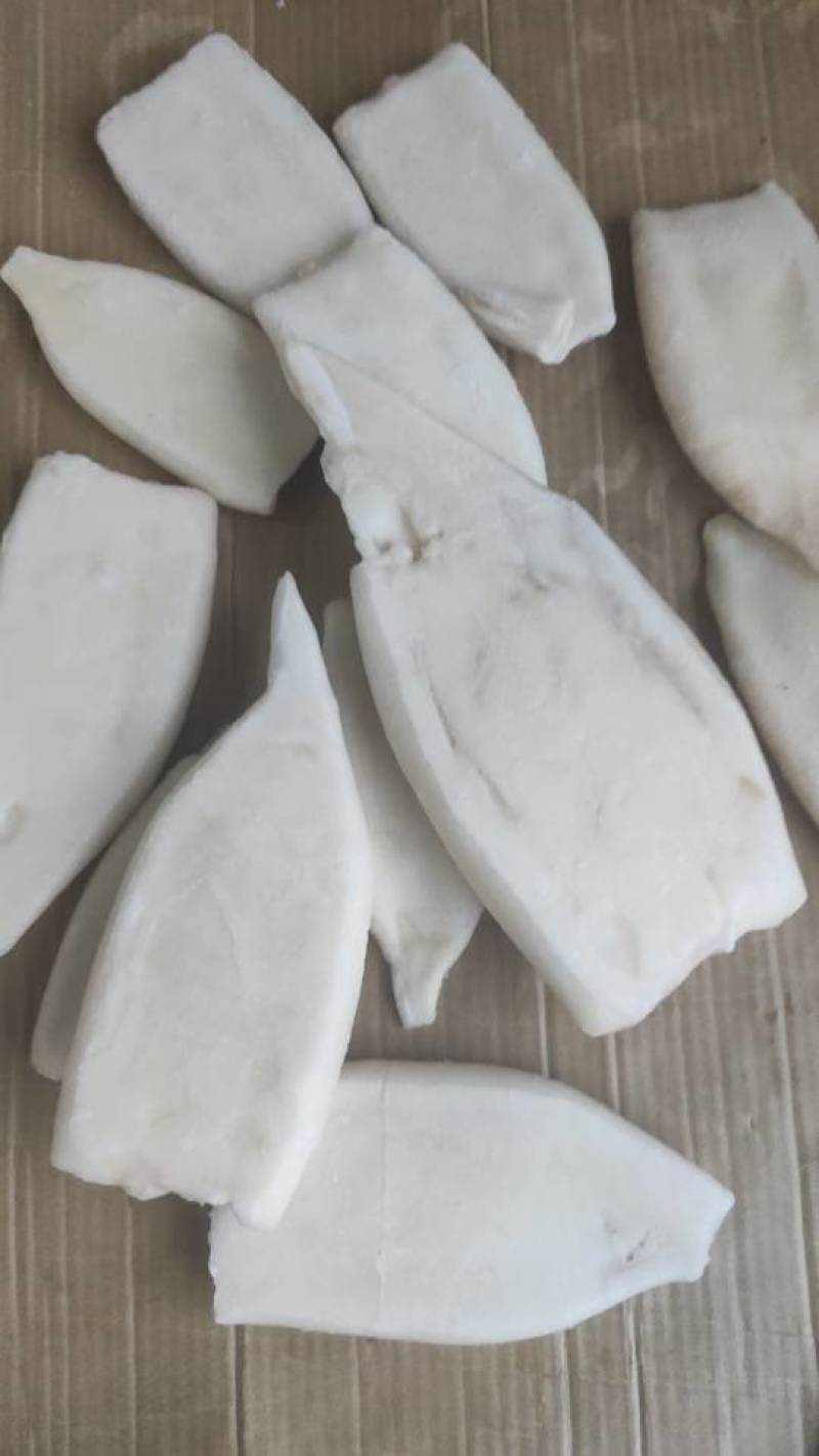 新鲜鱿鱼筒，海鲜美味，健康营养，量大优惠，速来选购！