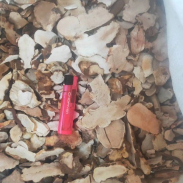 白肉粉质土茯苓