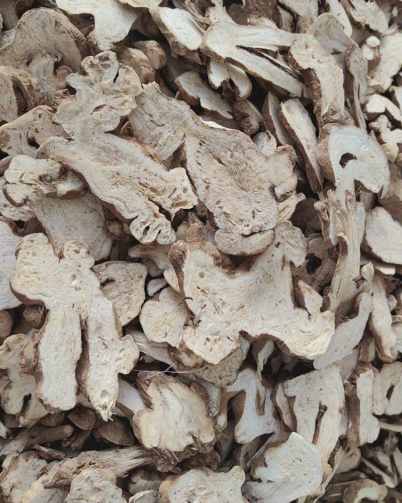 白术片新货上市，没有出油的产地直销万信药业只做保真药材