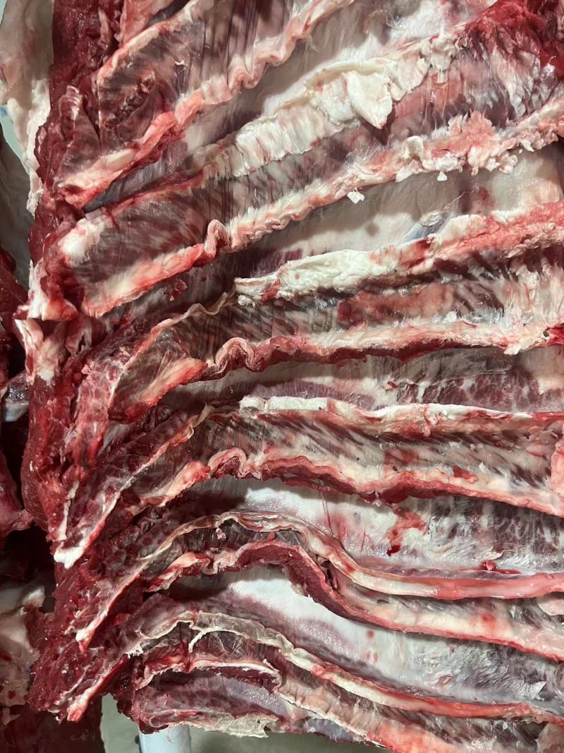 批发鲜牛肉，支持全国鲜发，纯干不打水，清真黄牛肉