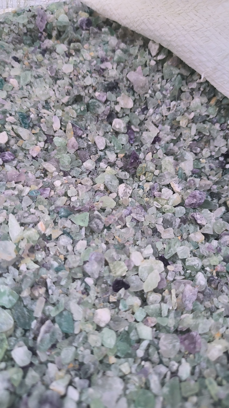 紫石英批发各种矿石质量保证量大从优