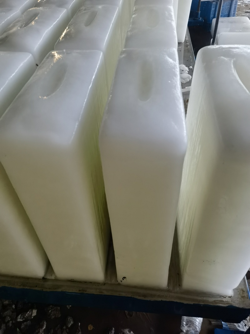 深州制冰厂出售冰砖碎冰桃子冷藏运输