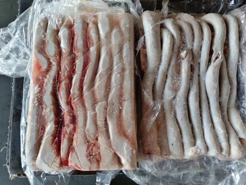 猪食管猪肚头白食管猪红肠猪肚芯欢迎电话联系