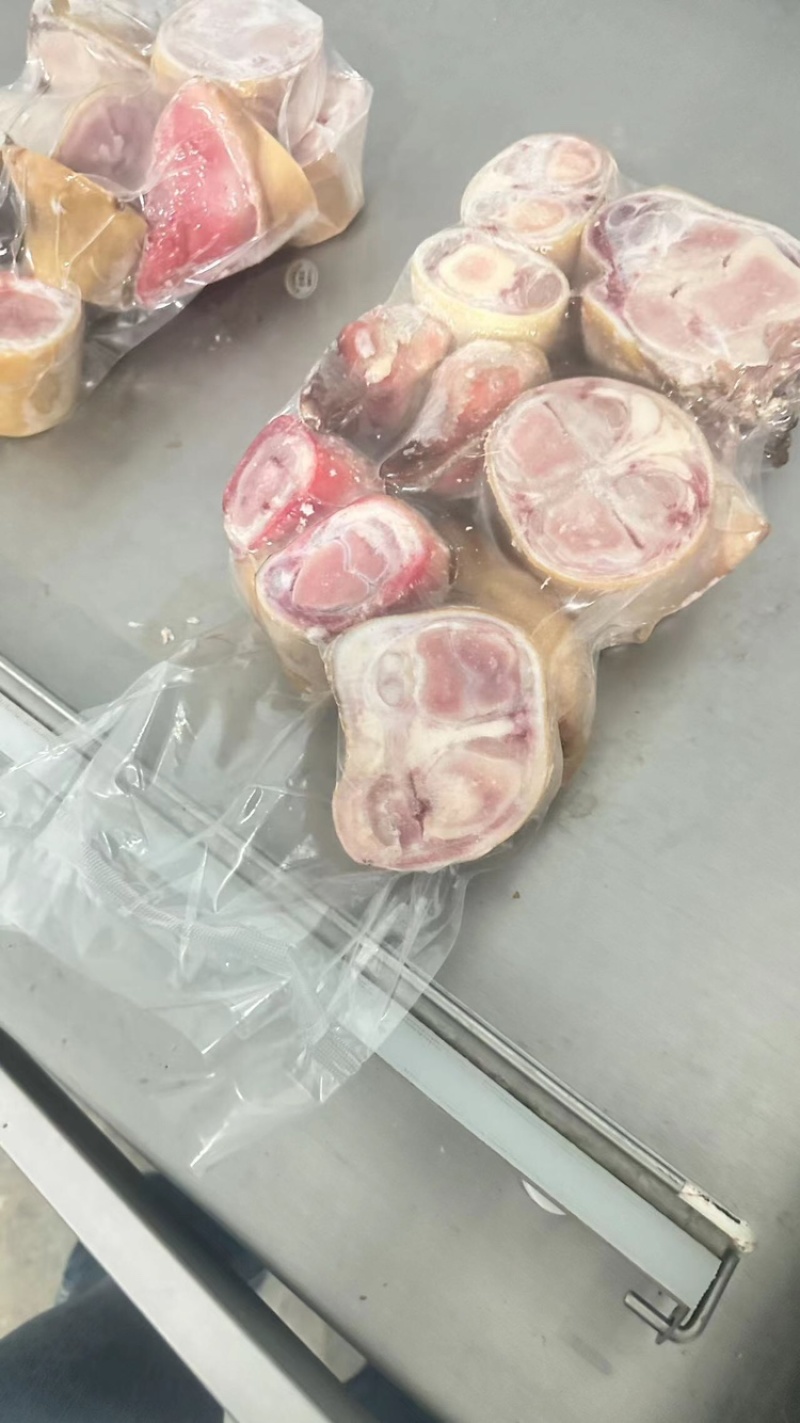 牛蹄，切牛蹄，牛蹄切片大量有货欢迎电话联系洽谈