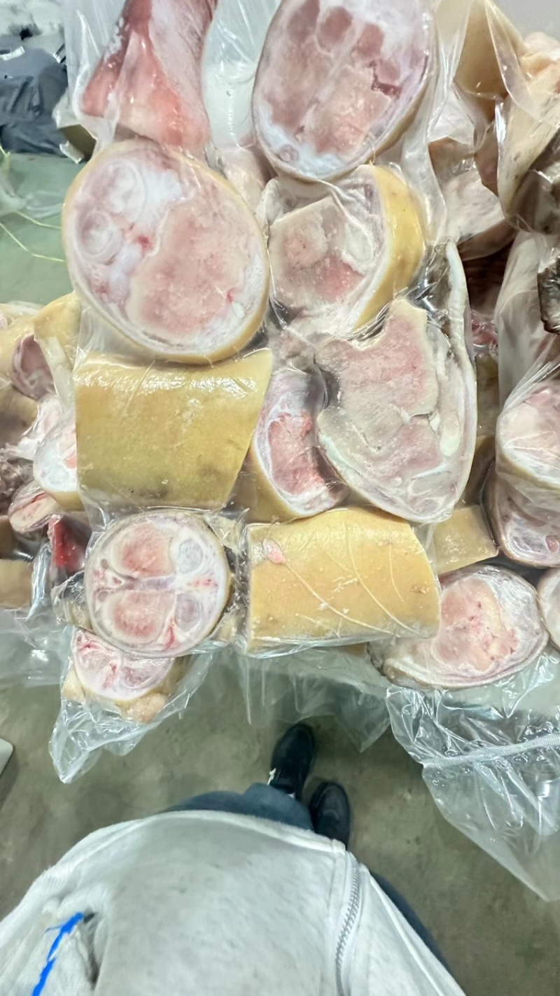 牛蹄，切牛蹄，牛蹄切片大量有货欢迎电话联系洽谈