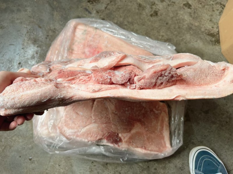 肥猪前上肉，4.4一斤，能用的联系