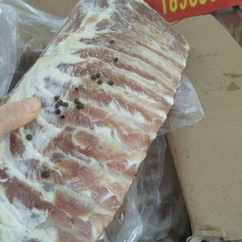 青猪花椒腊排骨品质好货30斤一件批发腌腊制品全系列批发