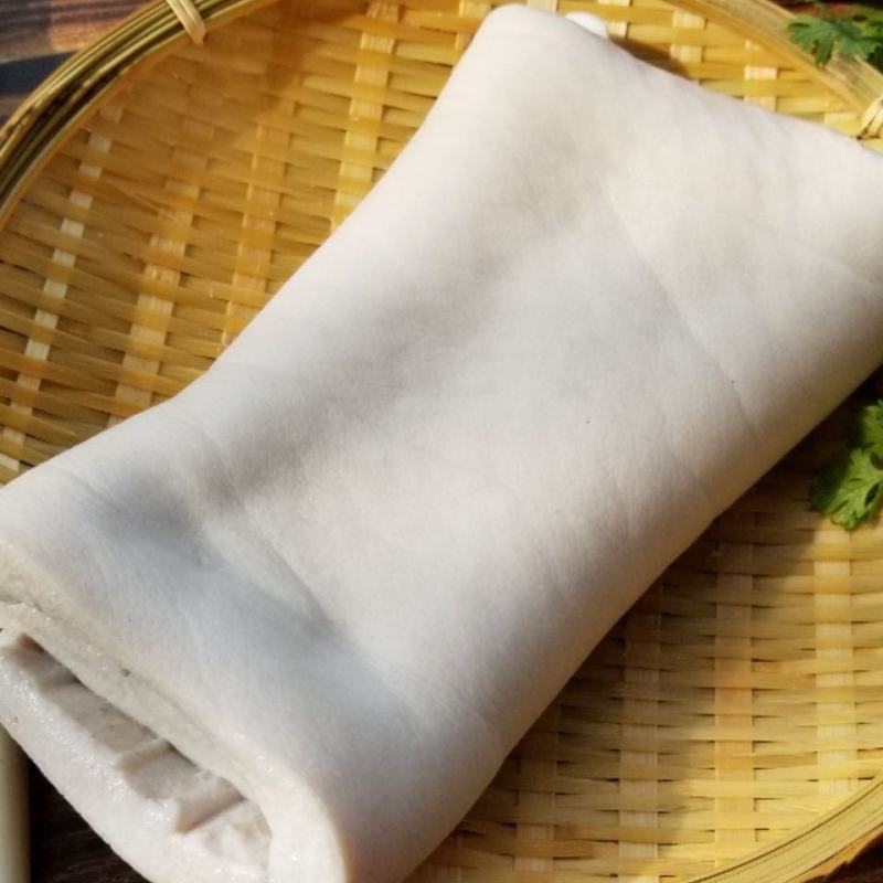 新鲜生牛皮无盐无添加去毛无油做牛杂凉拌麻辣牛皮做牛皮冻泡