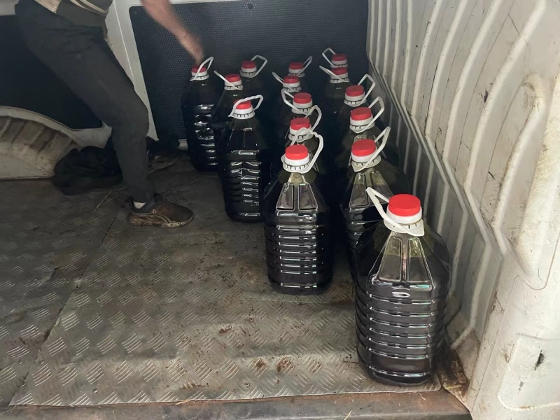 菜籽油农家自榨作坊无任何添加剂百分百保证品质全国发货
