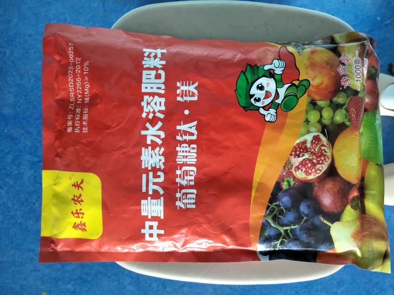 葡萄糖肽镁降酸增甜膨果上色防裂补充营养增加果实的口感