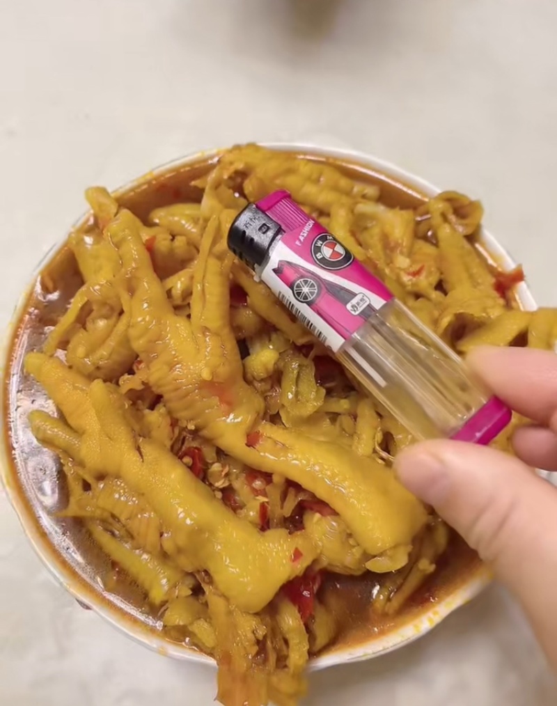 精品熟脱无骨鸡爪适合，熟食店，酒店KTV欢迎采购