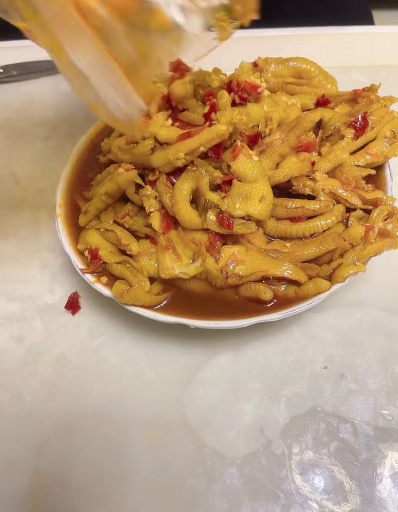 柠檬酸辣无骨鸡爪袋装开袋即食网红脱骨鸡爪酒店餐饮商用整箱