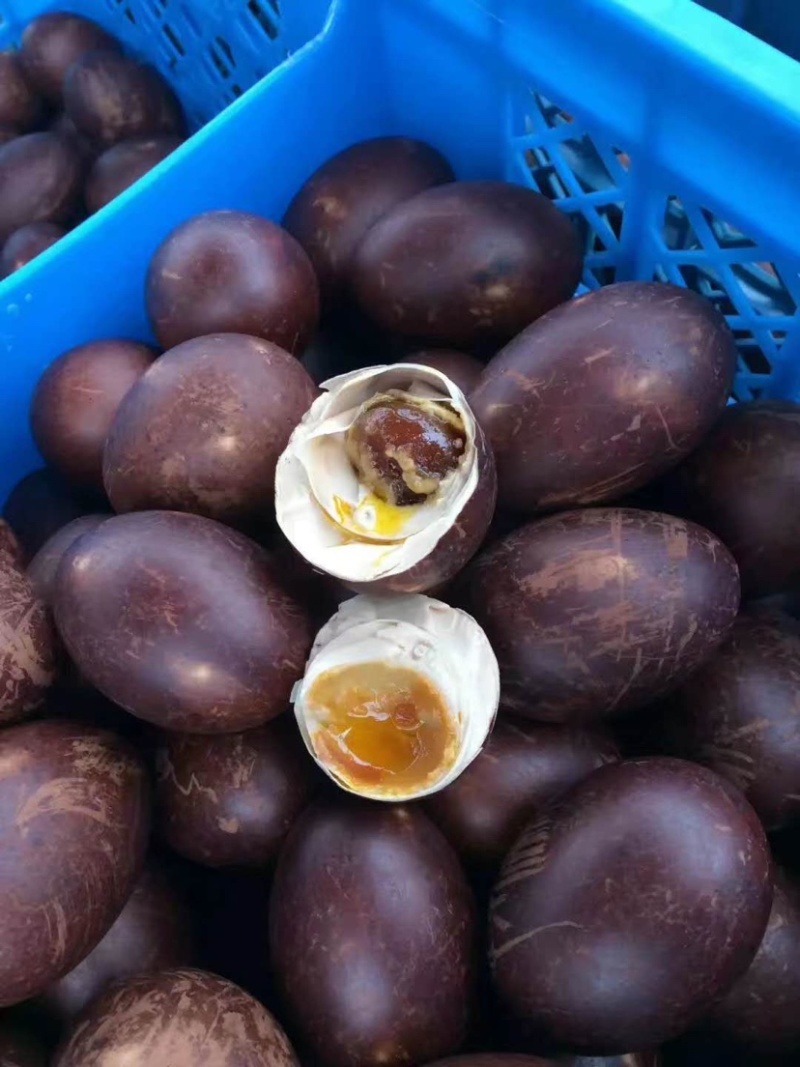 五香烤鸭蛋，
