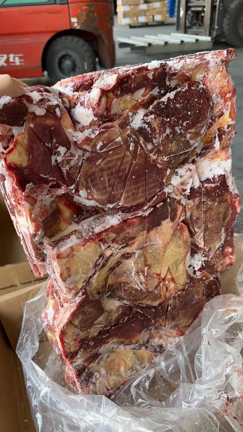 满肉牛腩排，牛腩排，可以替代牛排。。。。。