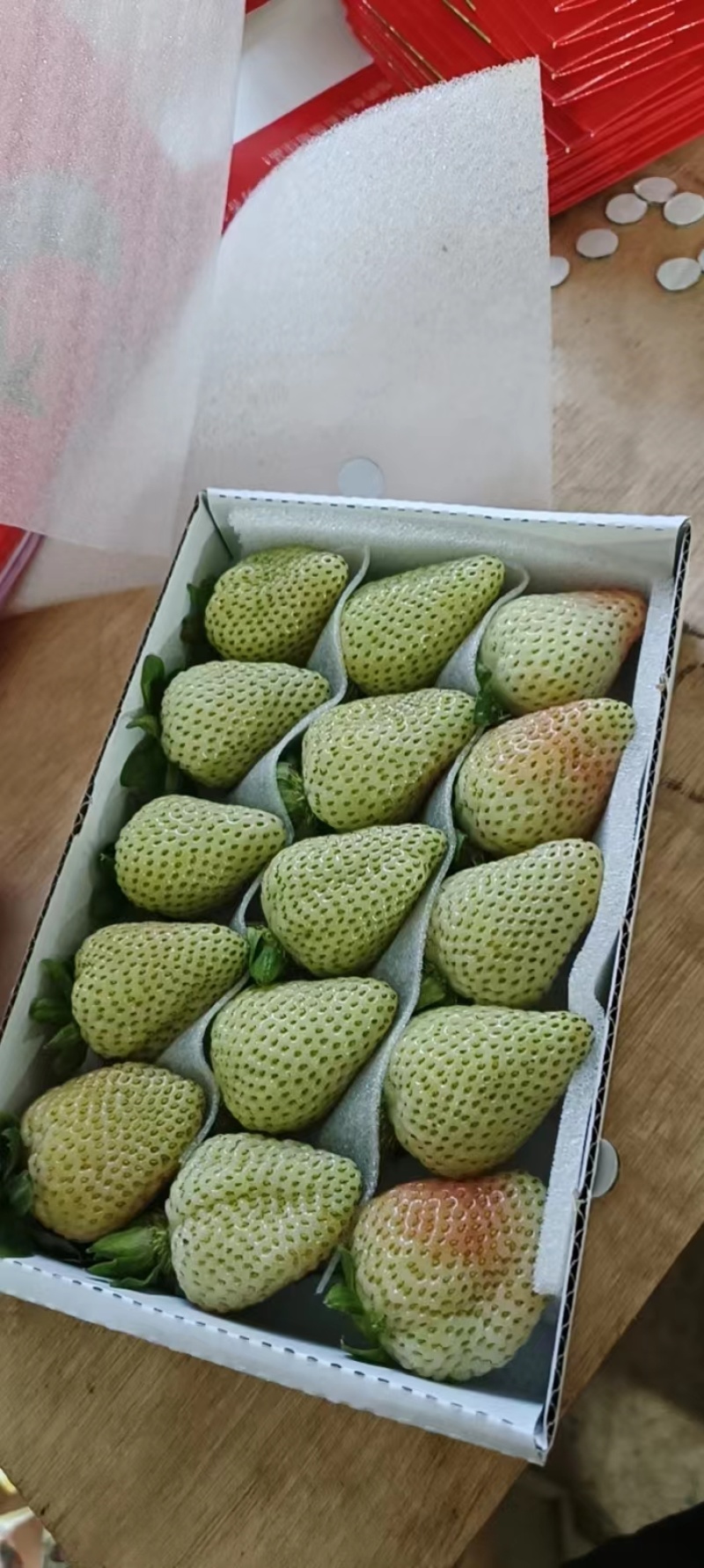 云南商用四季草莓烘焙果茶水果捞糖葫芦专用草莓