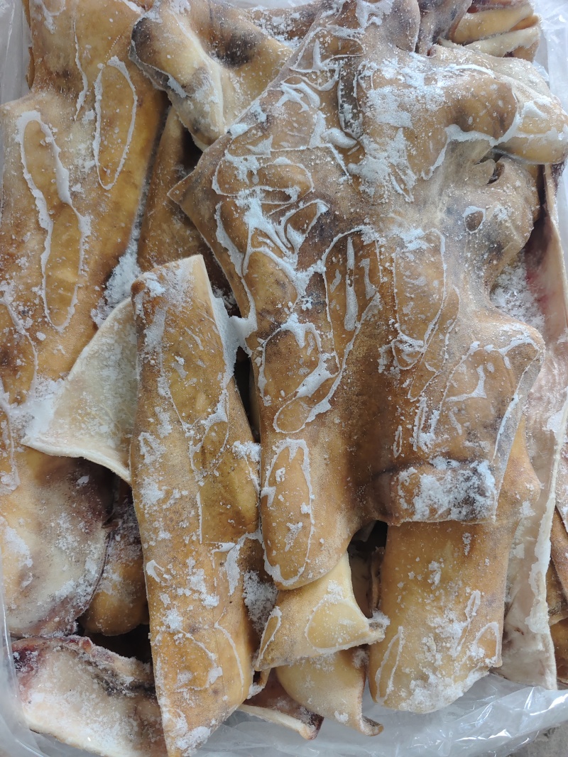 【牛蹄皮】草原黄牛生的火燎，水洗干净无碱！箱装50斤一件