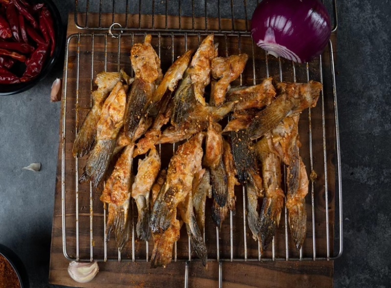 三文鱼鱼鳍三文鱼鱼翅原浆鱼翅马哈鱼鱼翅烧烤食材自助餐食材