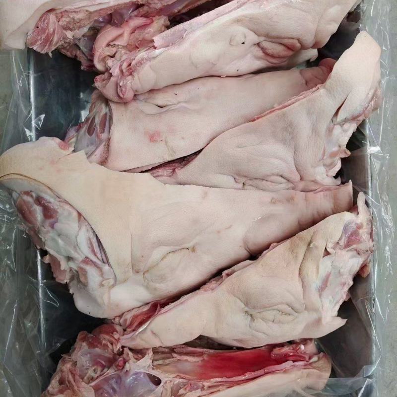 劈半猪头，饭店里鸿运当头，半壁江山的原材料，价格不高
