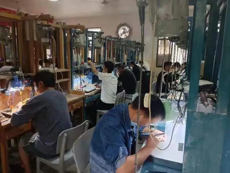 翡翠a货一手货源成品工厂批发发货都配证书礼盒