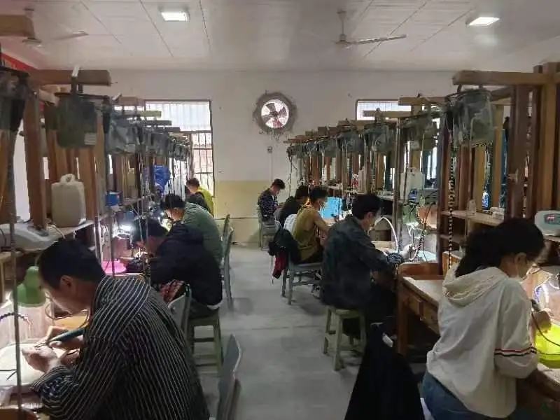 翡翠a货一手货源成品工厂批发发货都配证书礼盒
