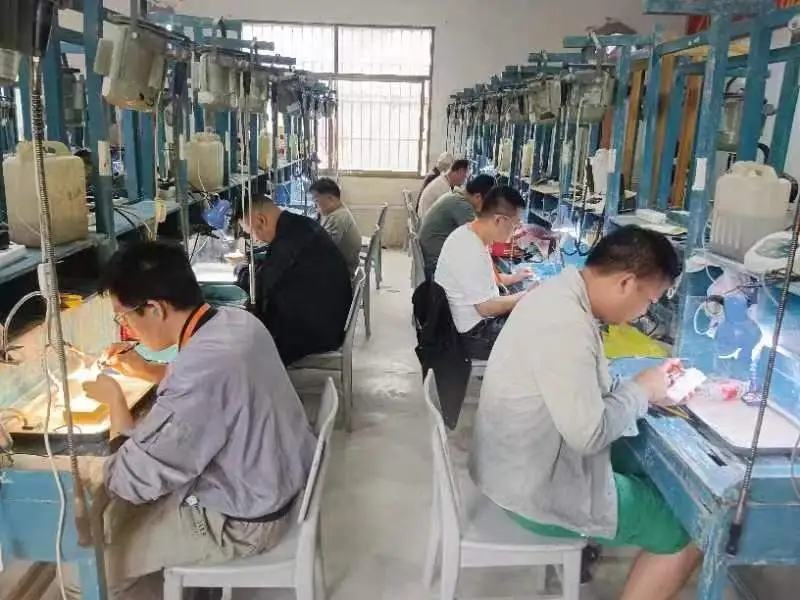 翡翠a货一手货源成品工厂批发发货都配证书礼盒